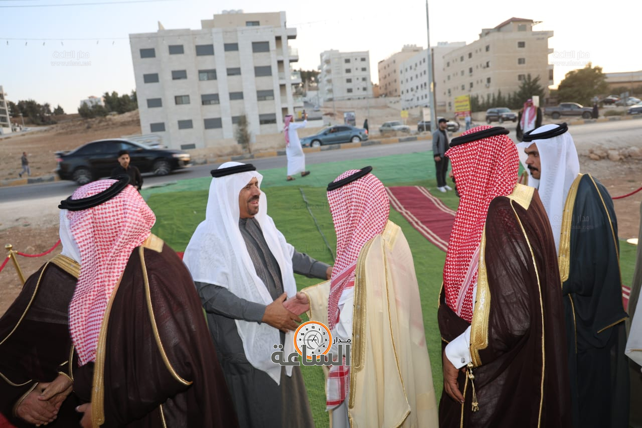 Madar Al-Saa Images 0.7882043568010576