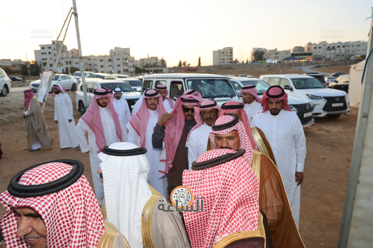 Madar Al-Saa Images 0.07464159446044605