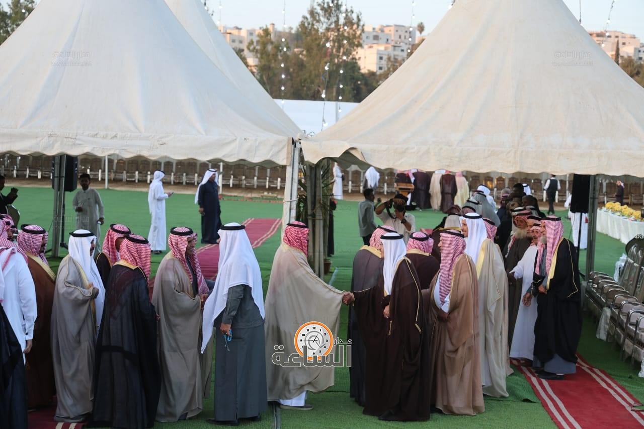 Madar Al-Saa Images 0.544742588481965