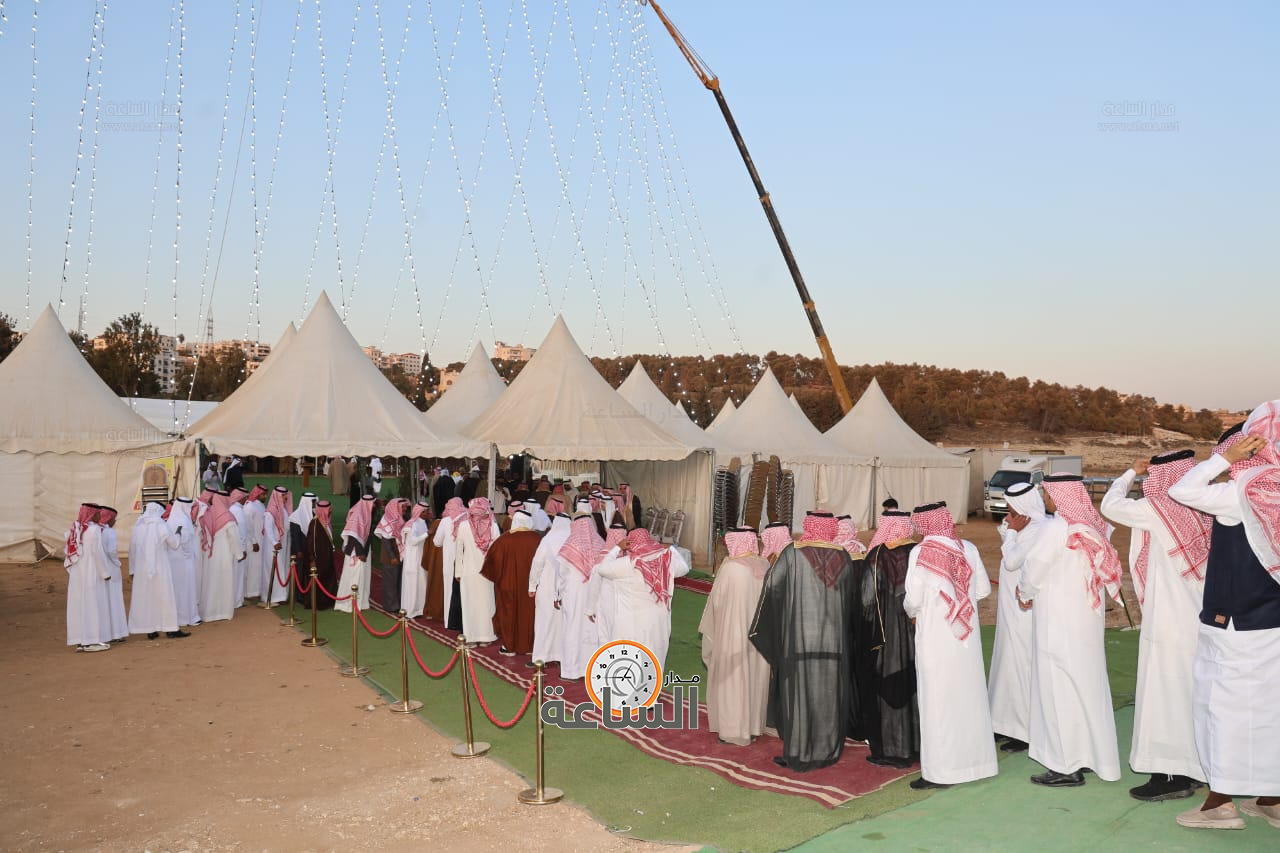 Madar Al-Saa Images 0.1347424414533217