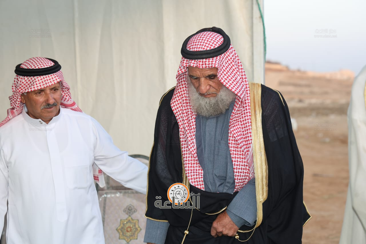 Madar Al-Saa Images 0.9786822972995504