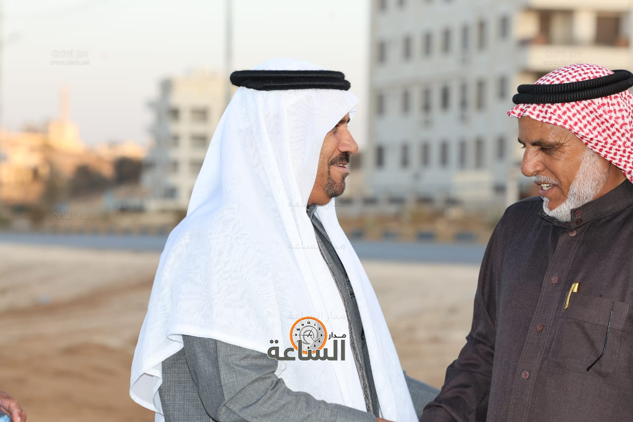 Madar Al-Saa Images 0.5223993048846236