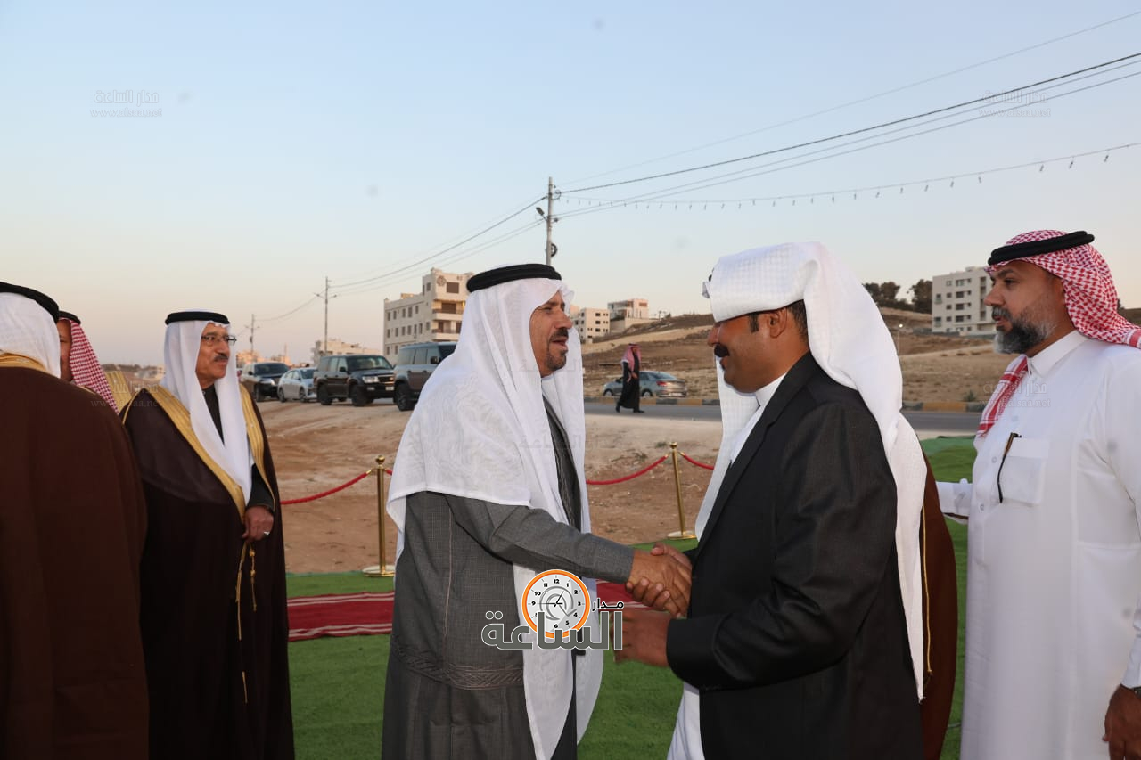 Madar Al-Saa Images 0.4497107166019009