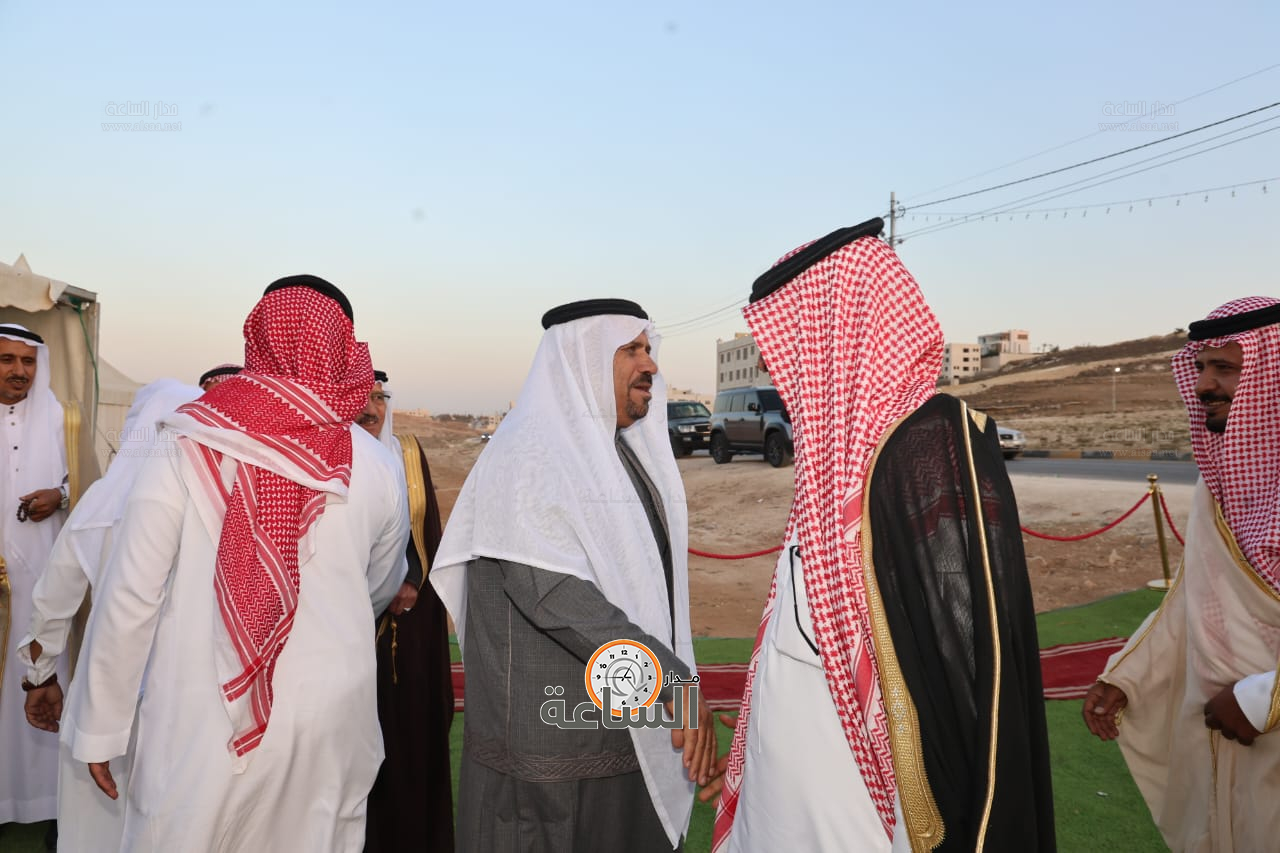 Madar Al-Saa Images 0.644871420868424