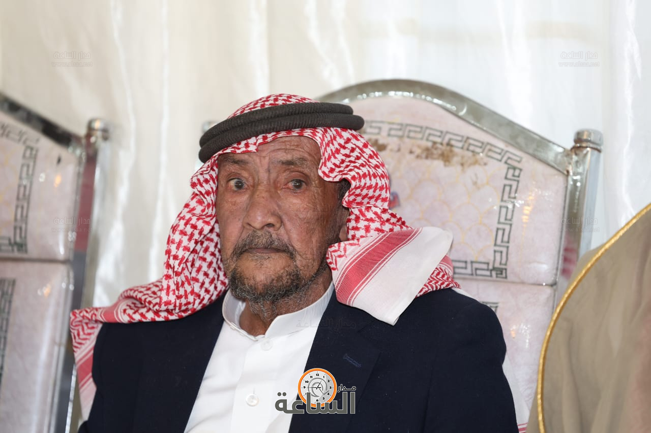 Madar Al-Saa Images 0.44977621414074587