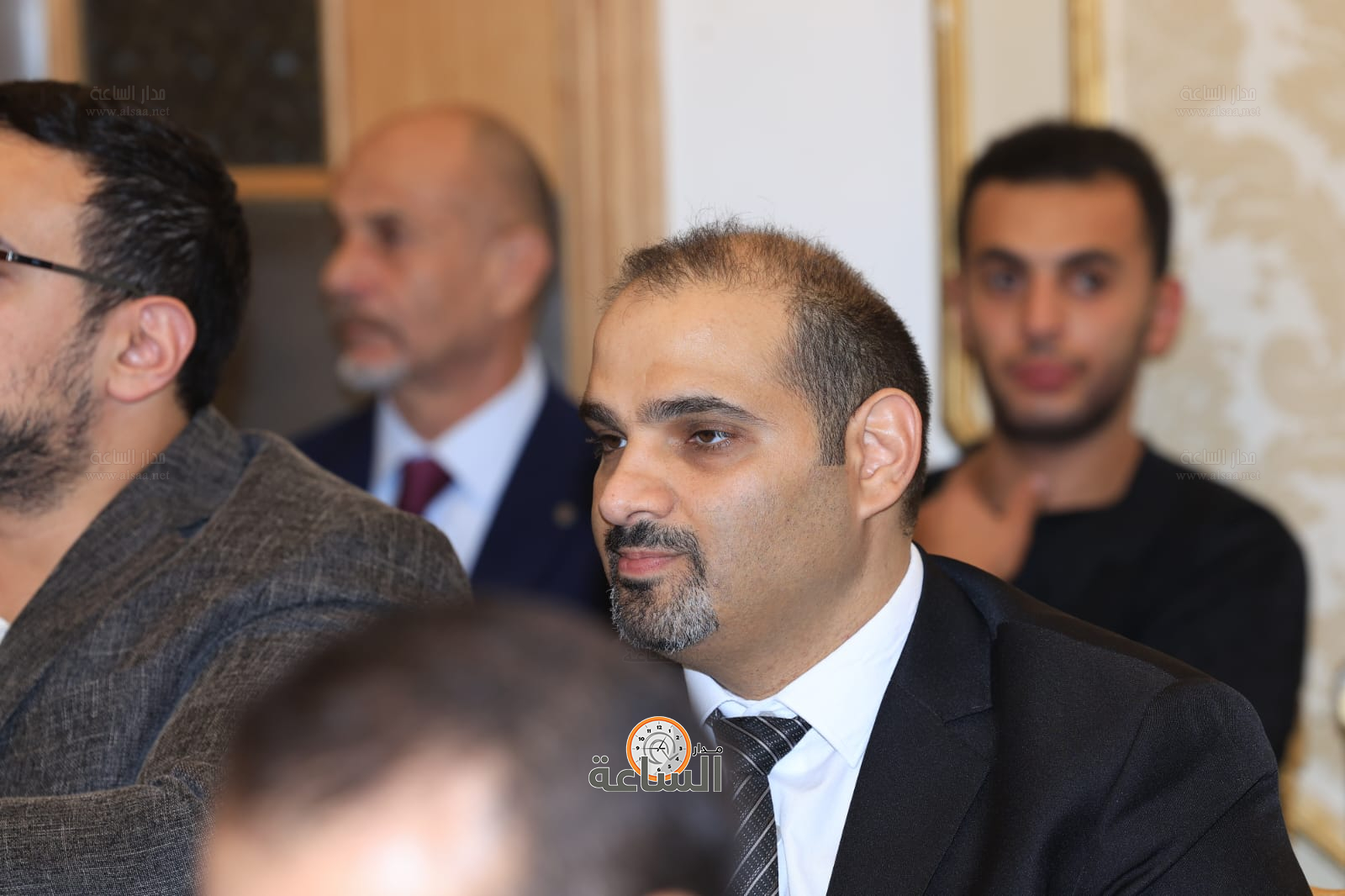 Madar Al-Saa Images 0.11183109107191025