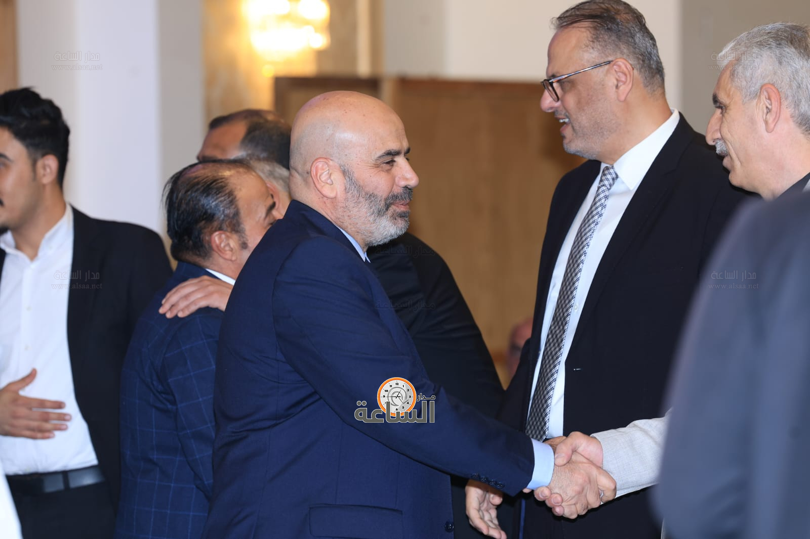 Madar Al-Saa Images 0.725255278199145