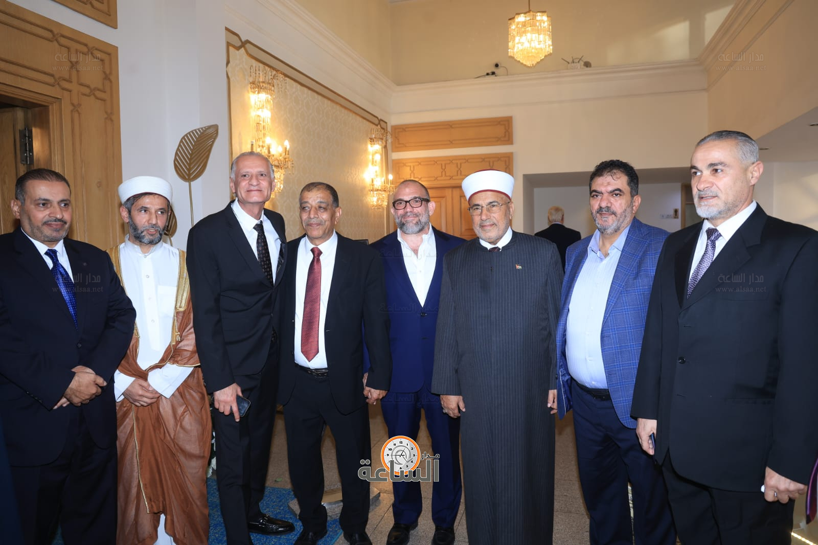 Madar Al-Saa Images 0.9801837542419279