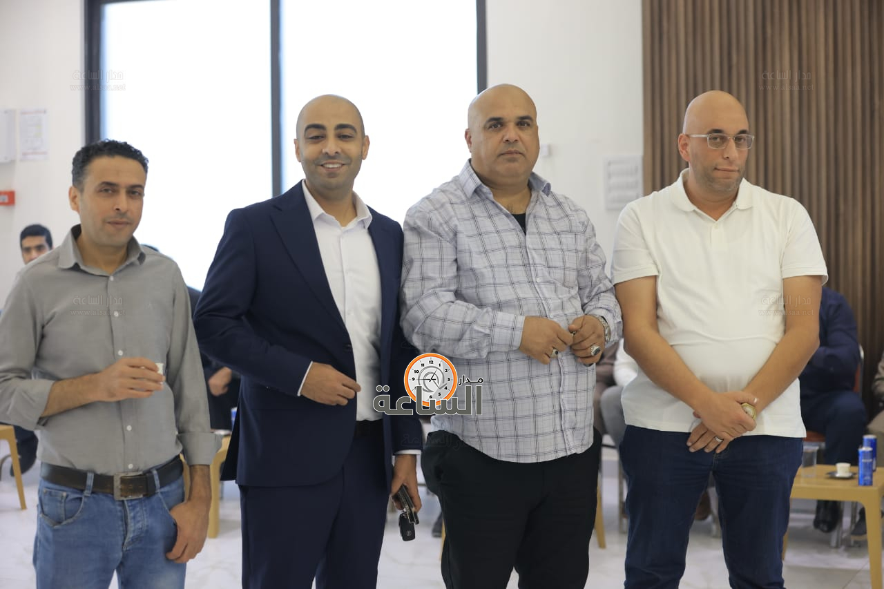 Madar Al-Saa Images 0.3725787072490879