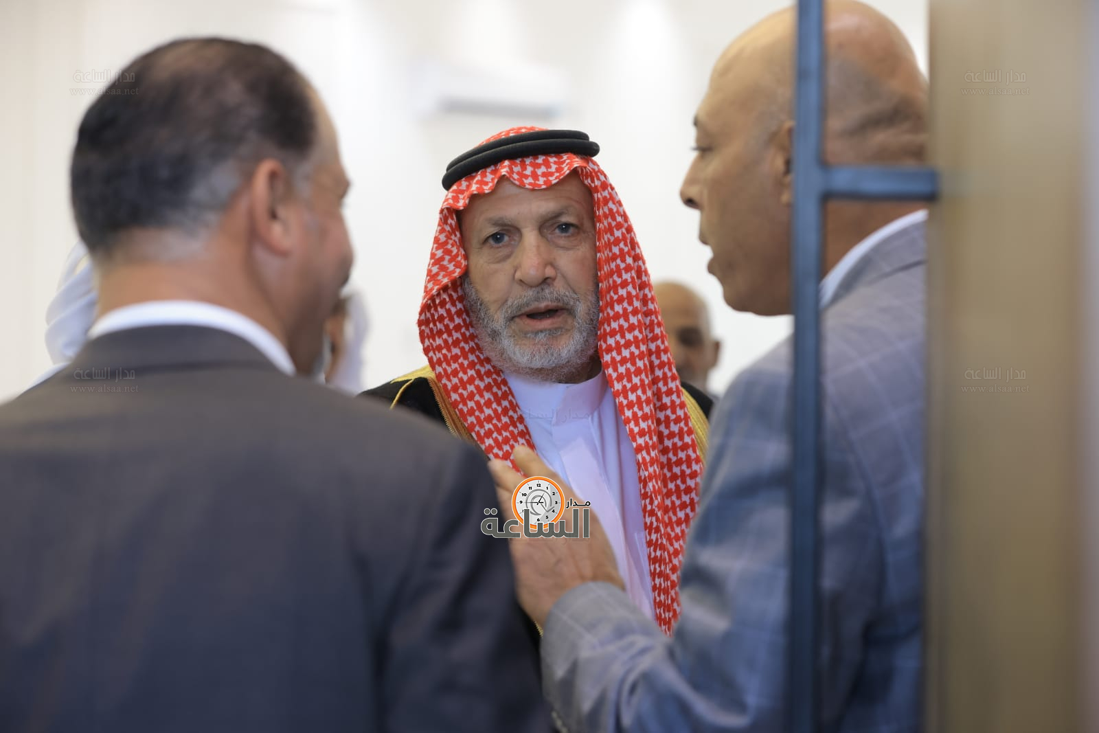 Madar Al-Saa Images 0.09366763458869165