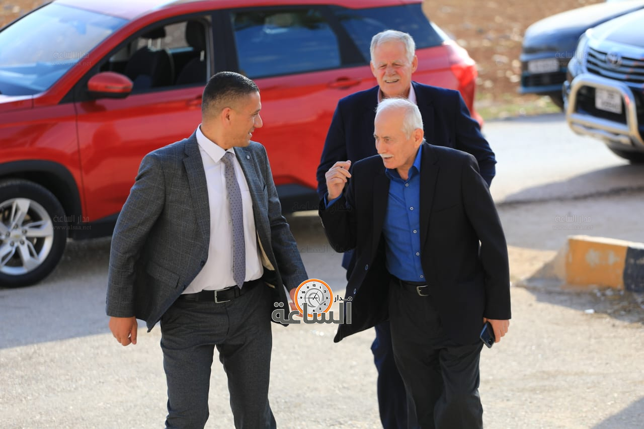 Madar Al-Saa Images 0.1832785691171691