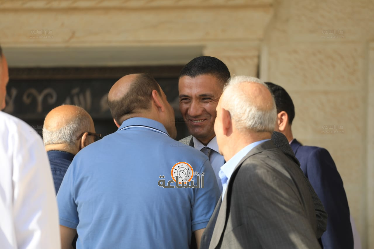 Madar Al-Saa Images 0.4841565898926302