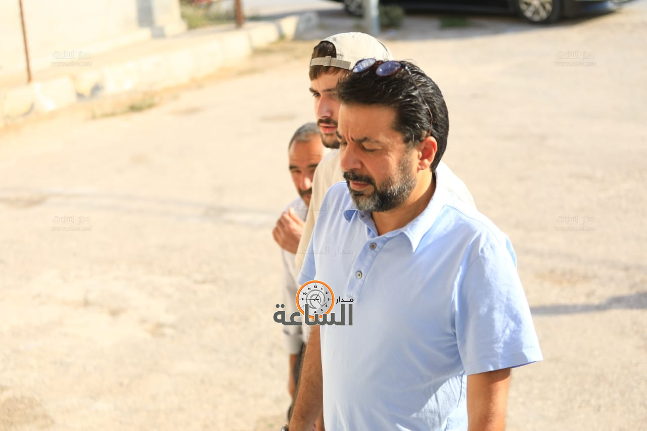 Madar Al-Saa Images 0.48977436683606657