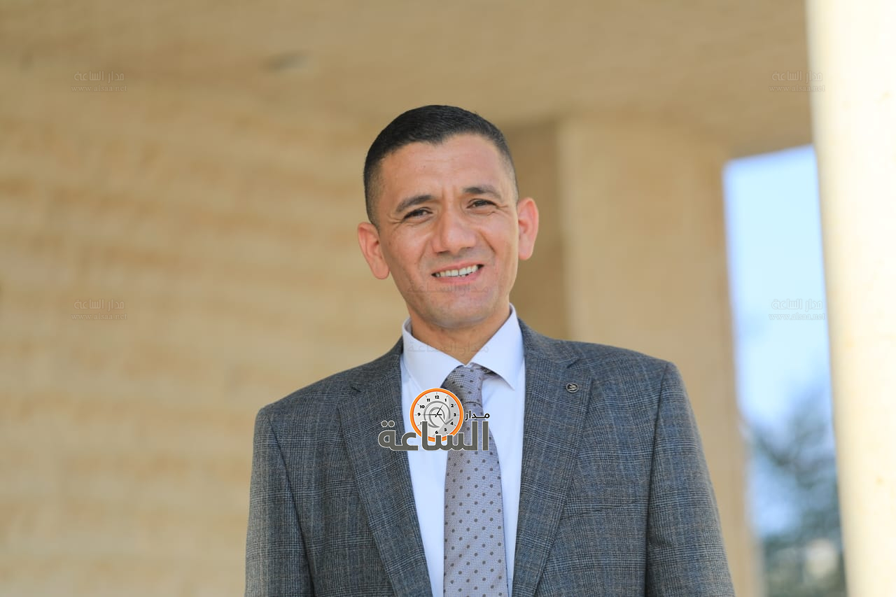 Madar Al-Saa Images 0.03688768415366961