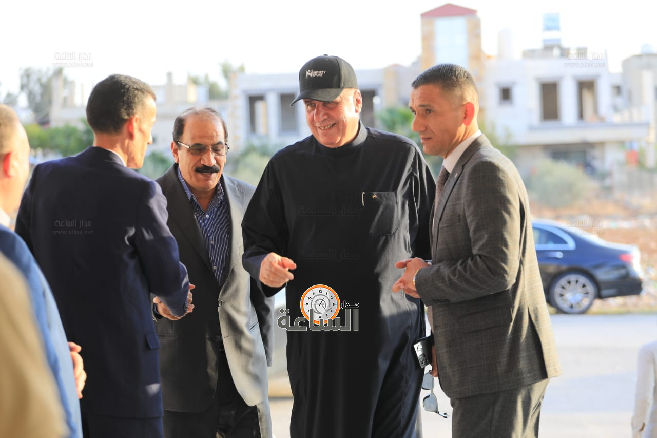 Madar Al-Saa Images 0.817105443206309