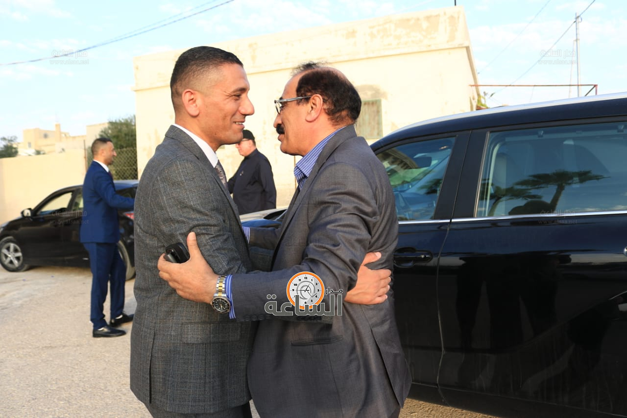 Madar Al-Saa Images 0.009194683365097212