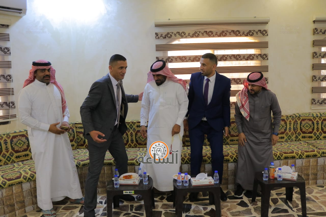 Madar Al-Saa Images 0.8196936637699347