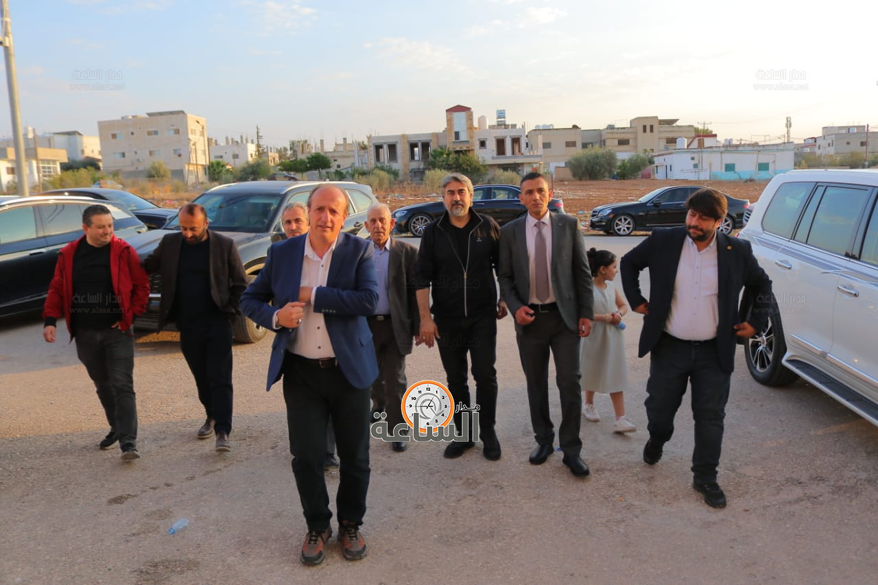 Madar Al-Saa Images 0.7793929688903809