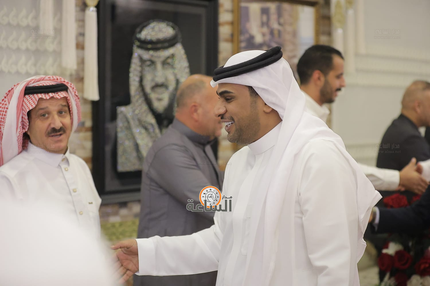 Madar Al-Saa Images 0.877988979795213