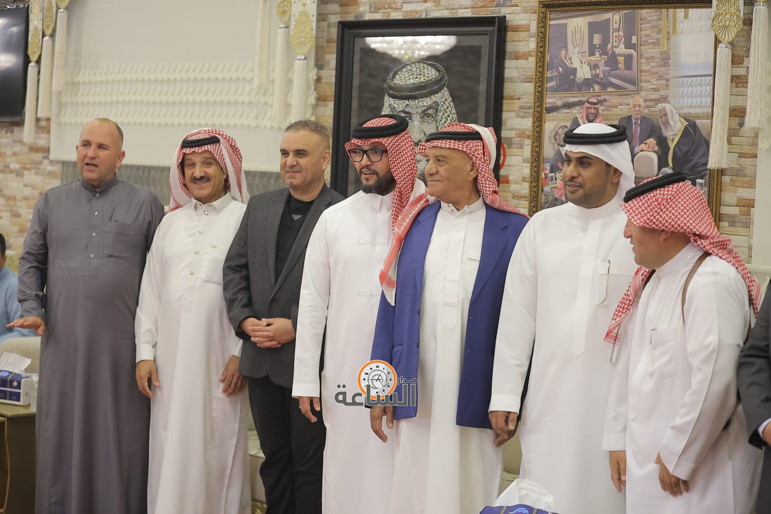 Madar Al-Saa Images 0.8589246313319262