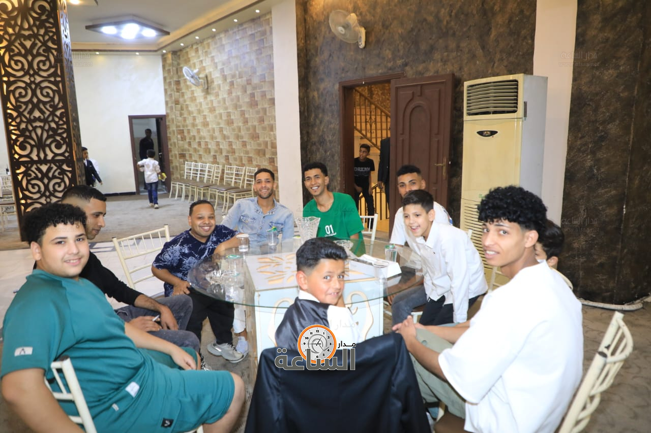 Madar Al-Saa Images 0.127317306755509