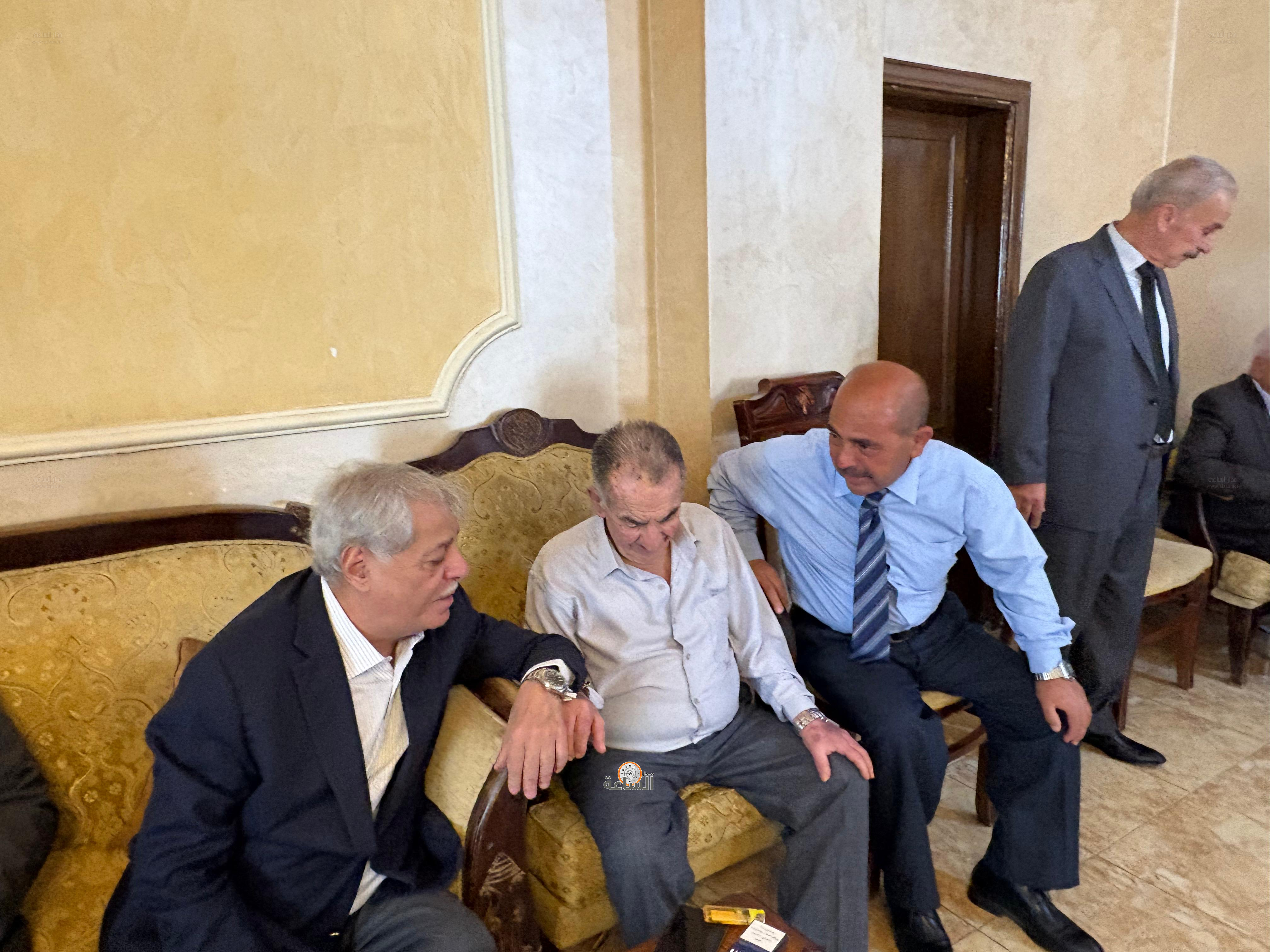 Madar Al-Saa Images 0.8709306010955175