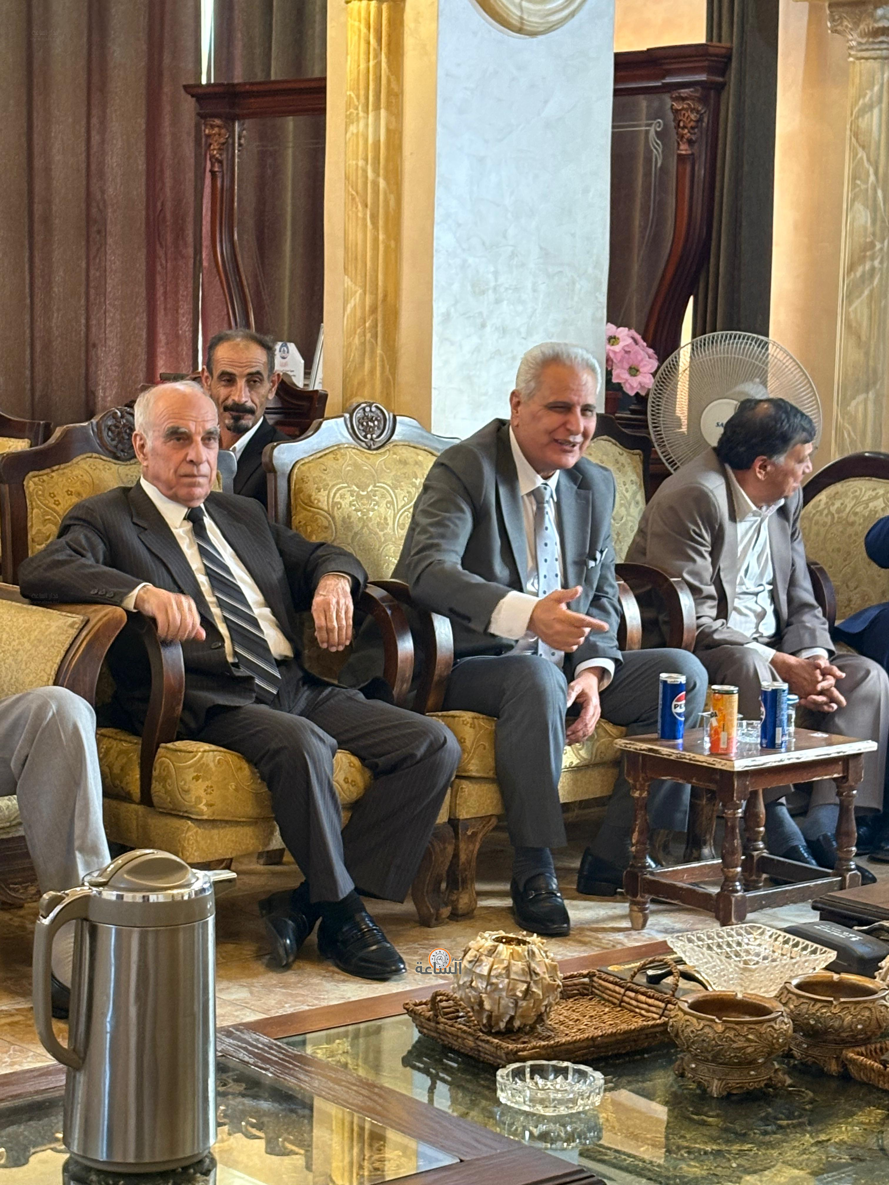 Madar Al-Saa Images 0.6903572132263875