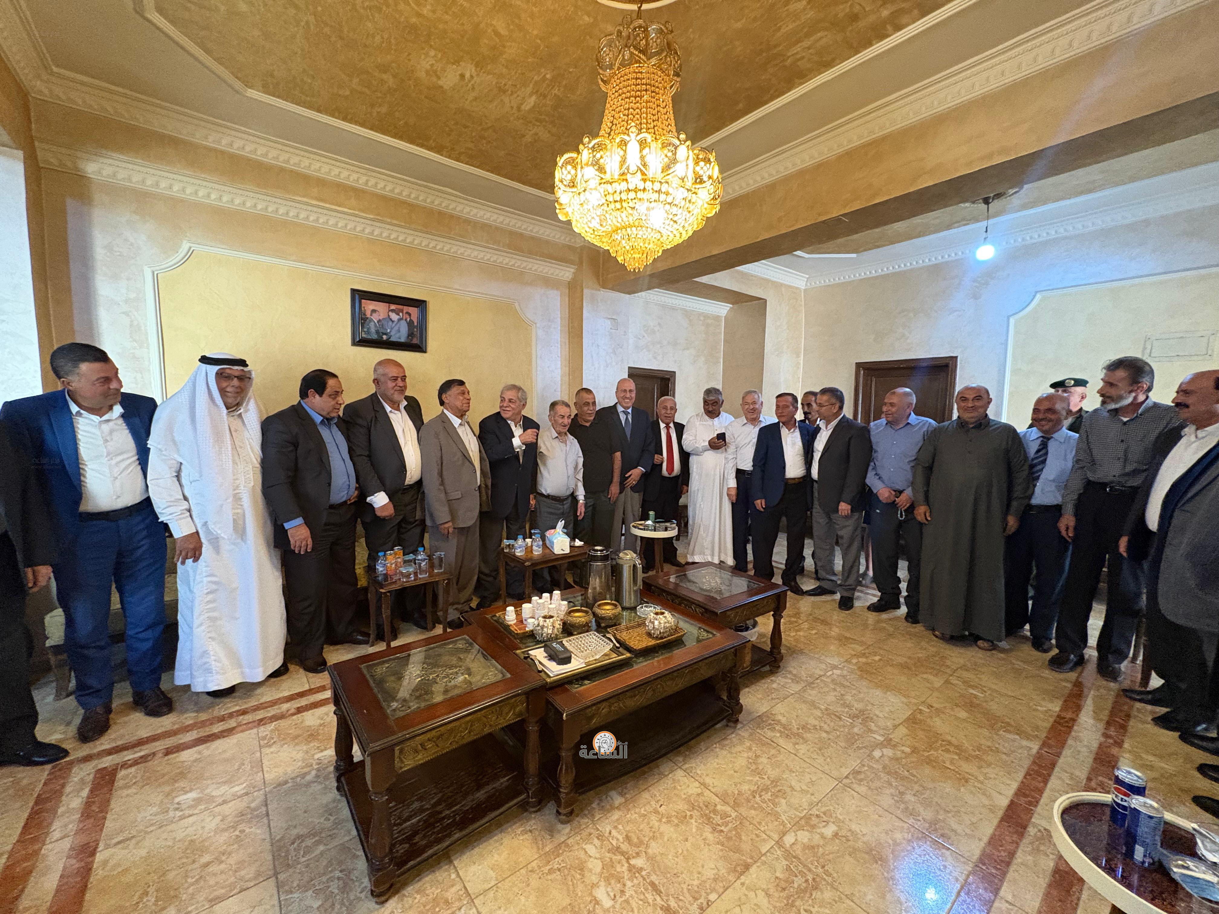 Madar Al-Saa Images 0.35070211467451873