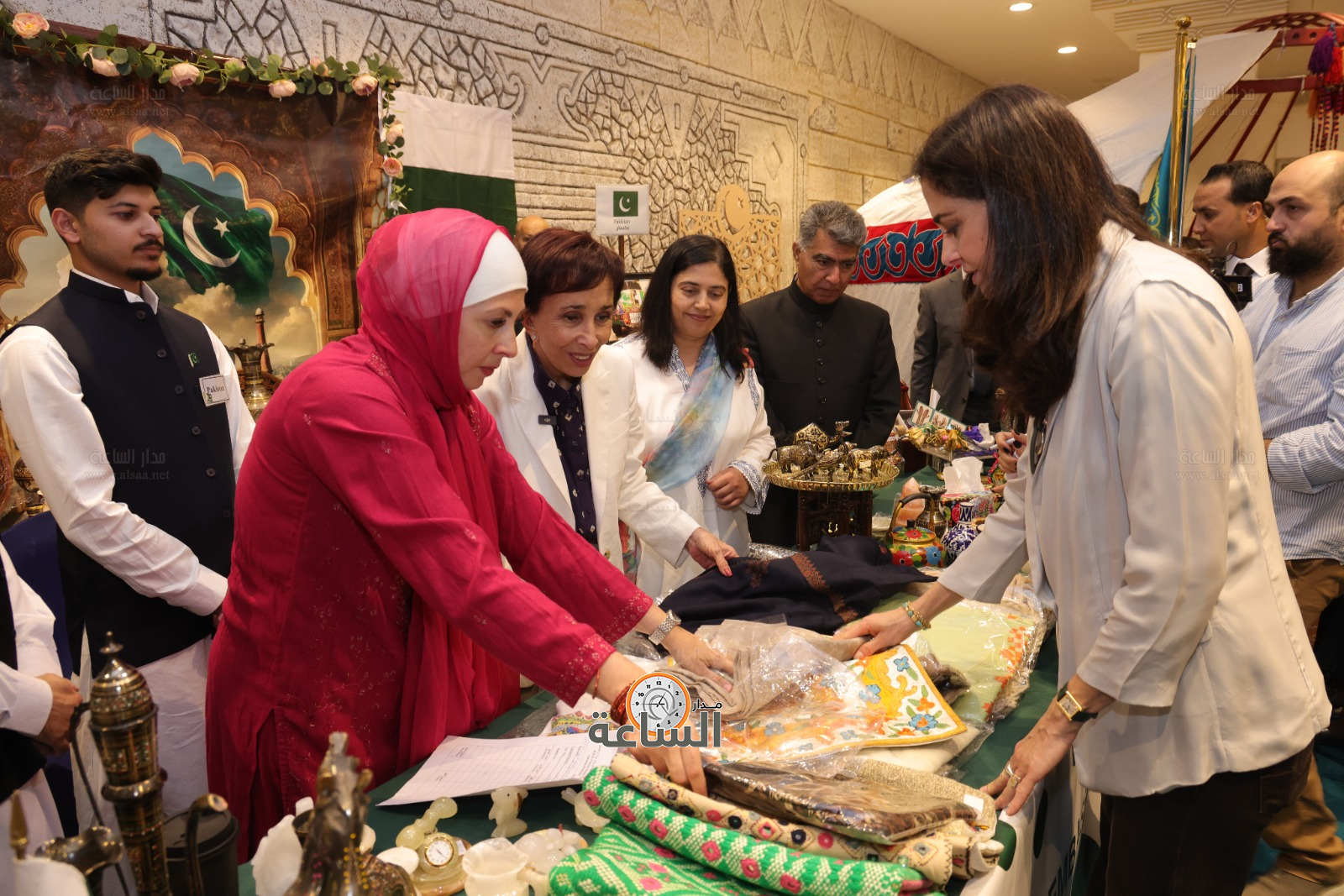 Madar Al-Saa Images 0.43280620748260457