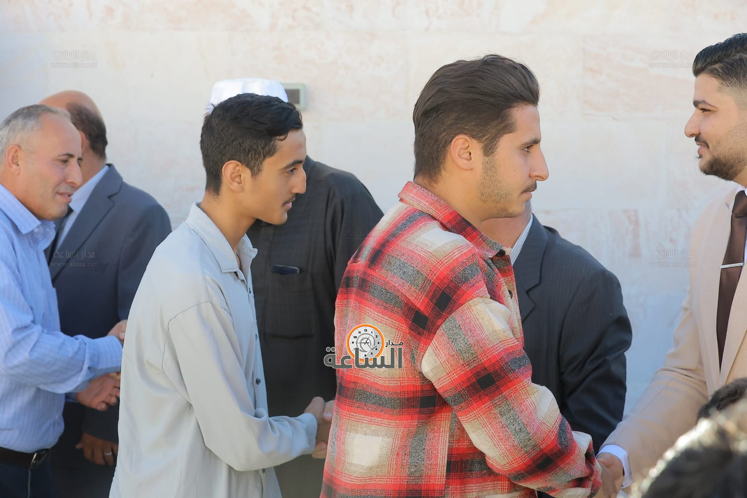 Madar Al-Saa Images 0.4932885830687255