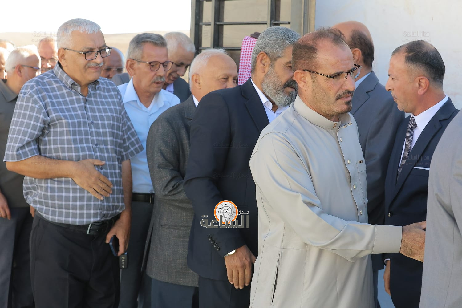 Madar Al-Saa Images 0.5317387241621895