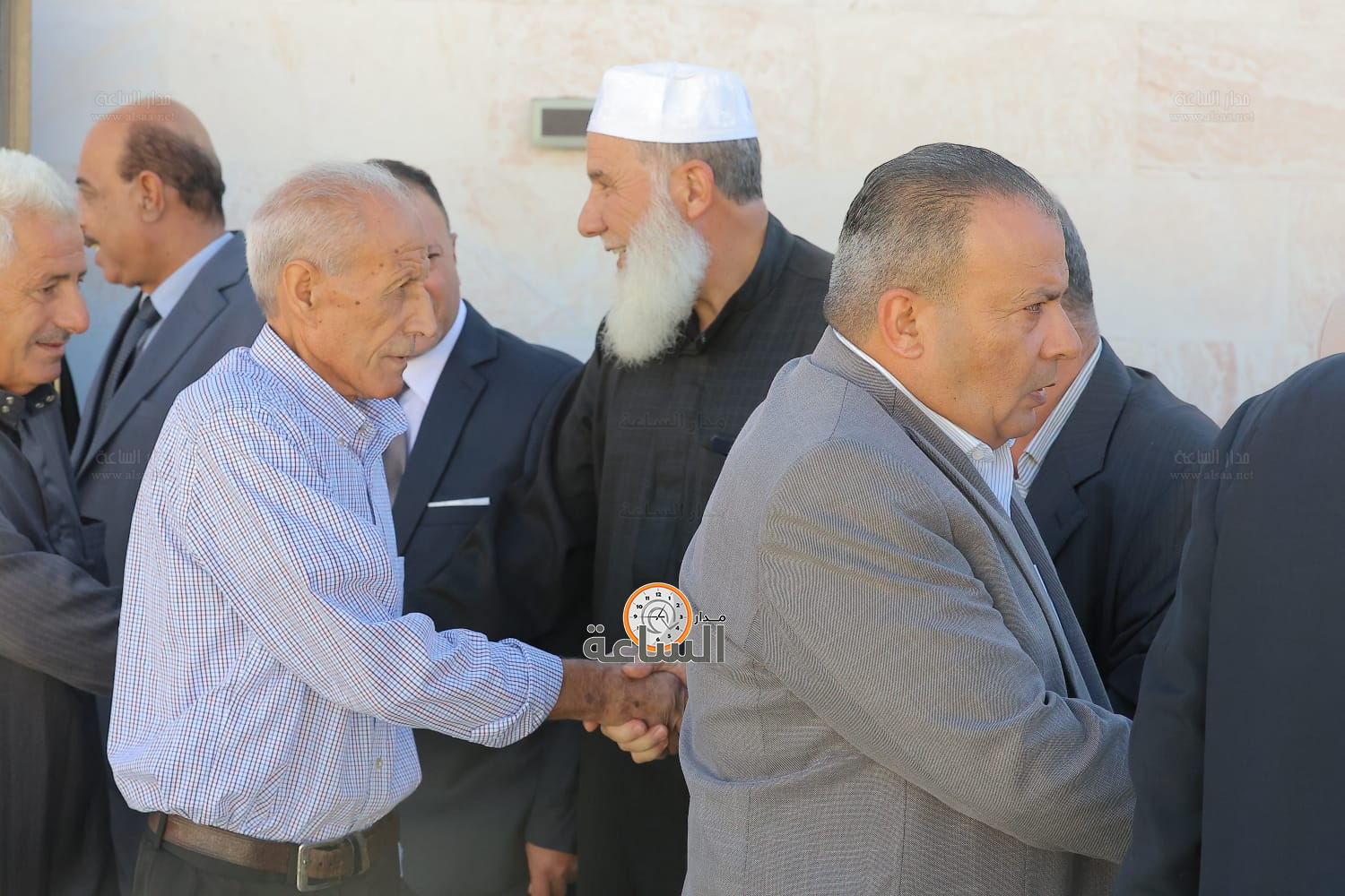 Madar Al-Saa Images 0.43818215034007113