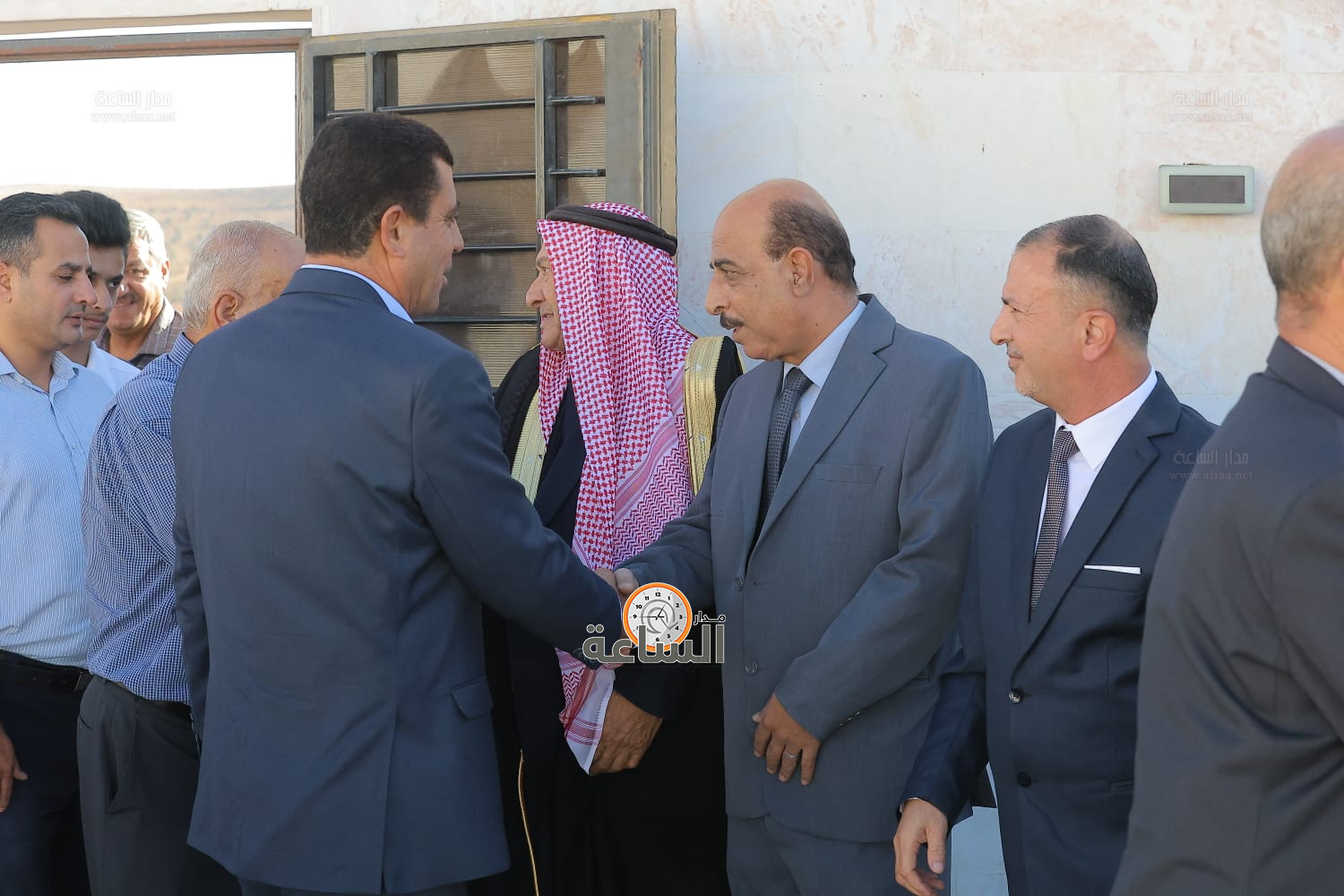 Madar Al-Saa Images 0.4598015340249969