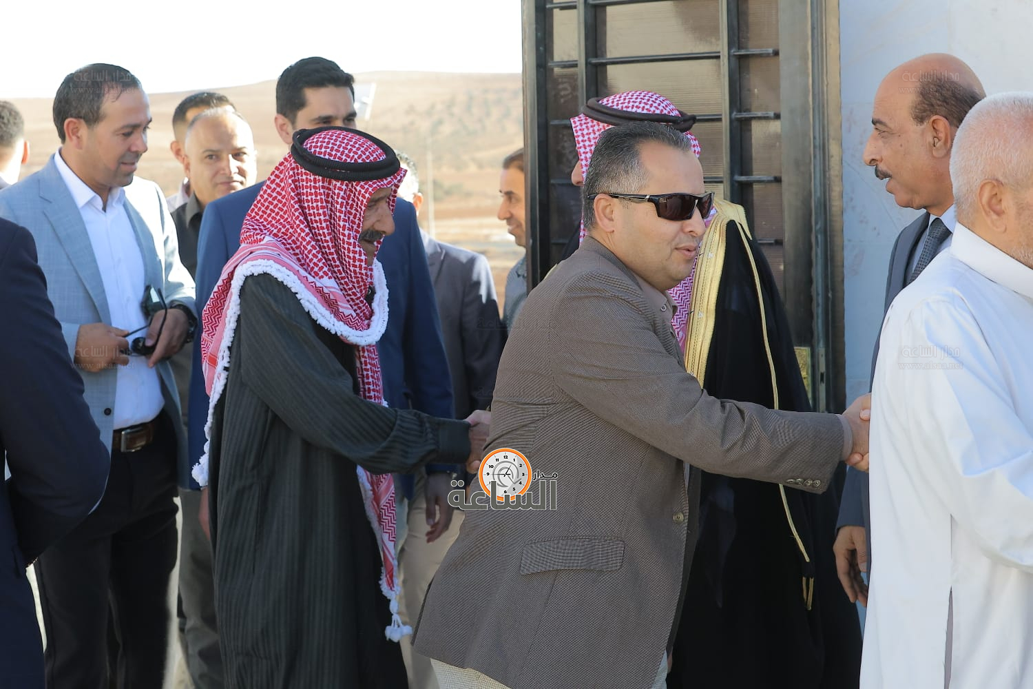 Madar Al-Saa Images 0.9236765307995601