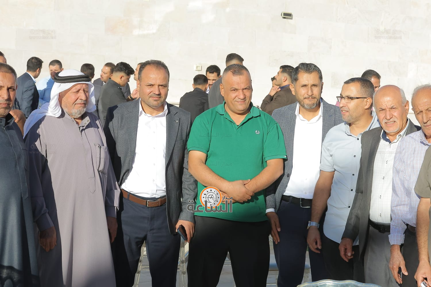 Madar Al-Saa Images 0.9990077610436112