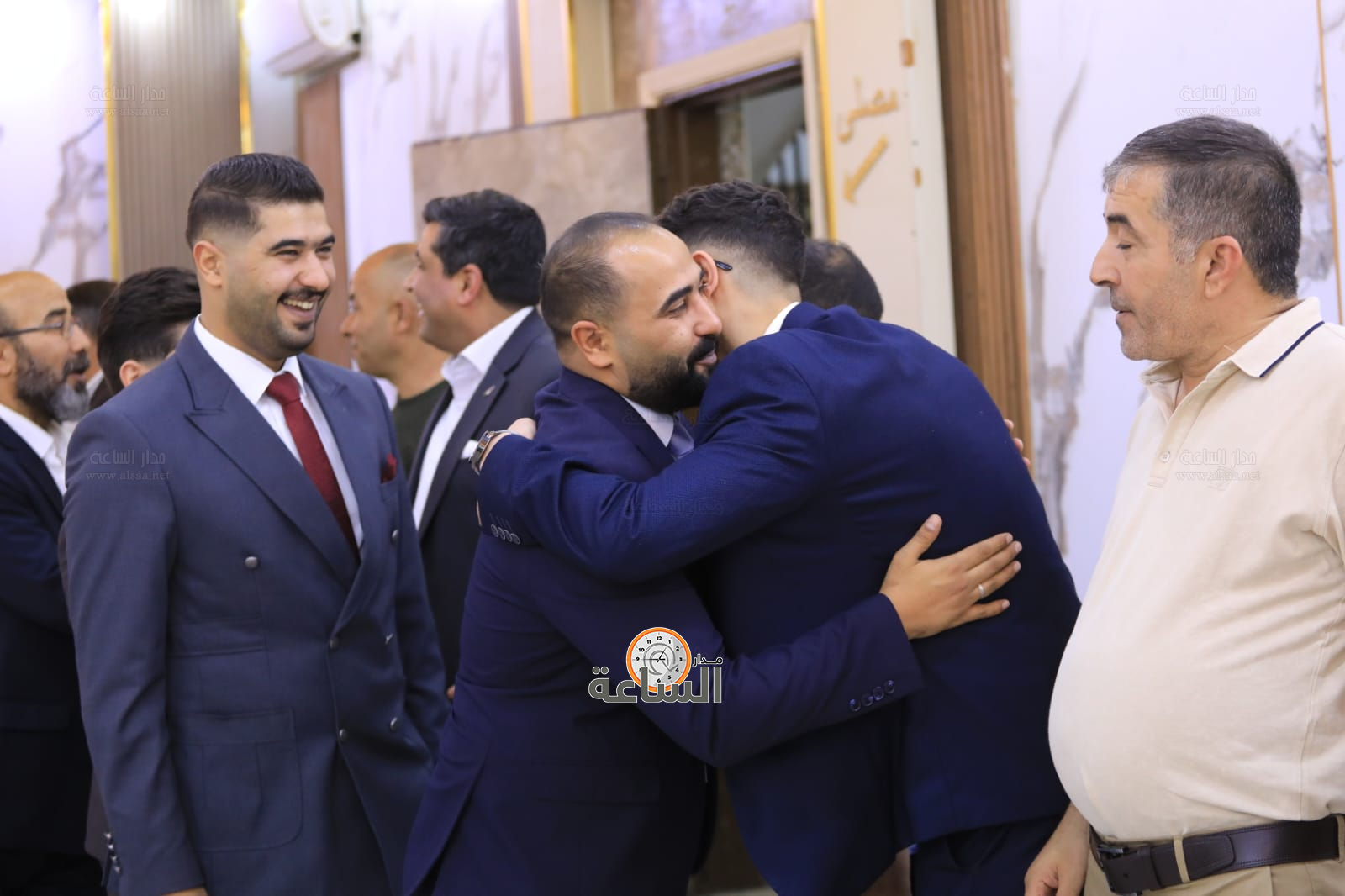 Madar Al-Saa Images 0.8565567709017016