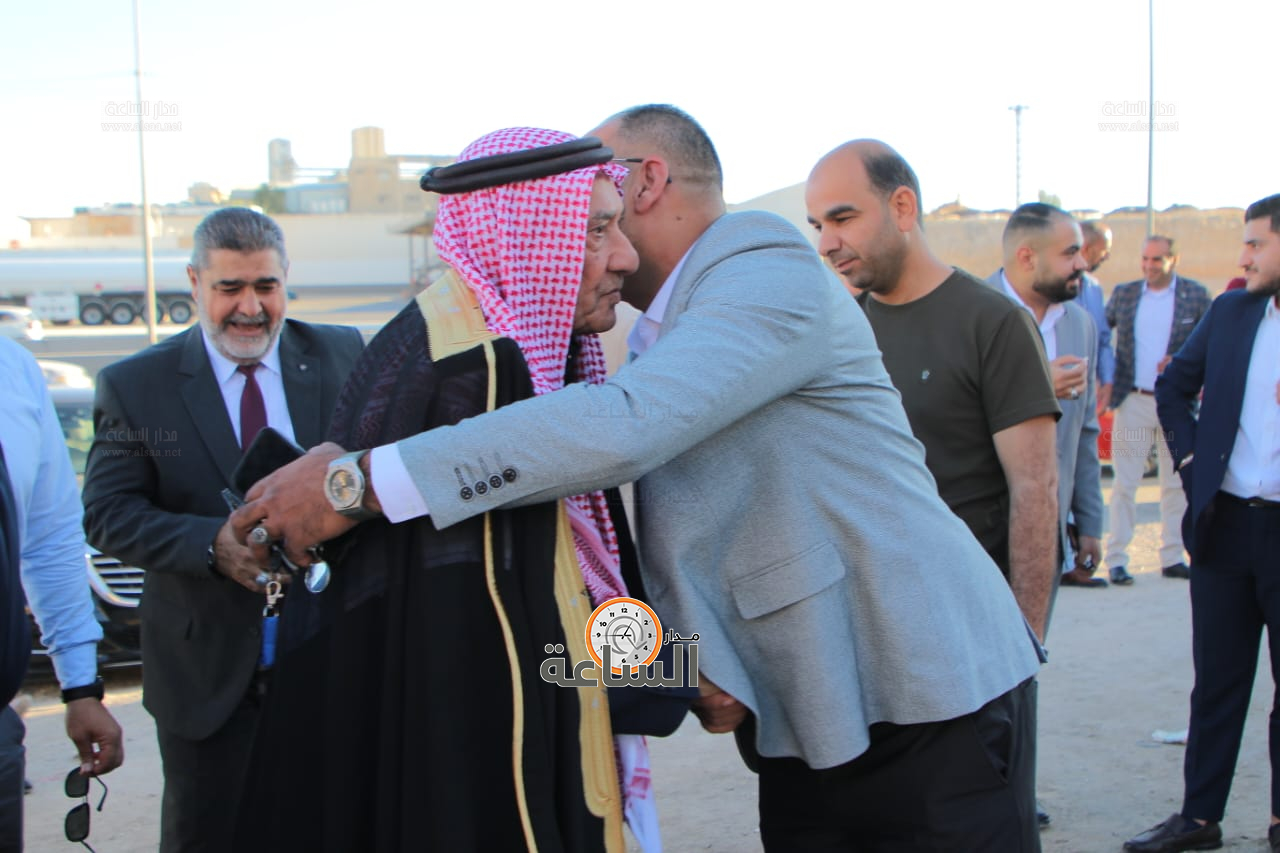 Madar Al-Saa Images 0.3363650120159317