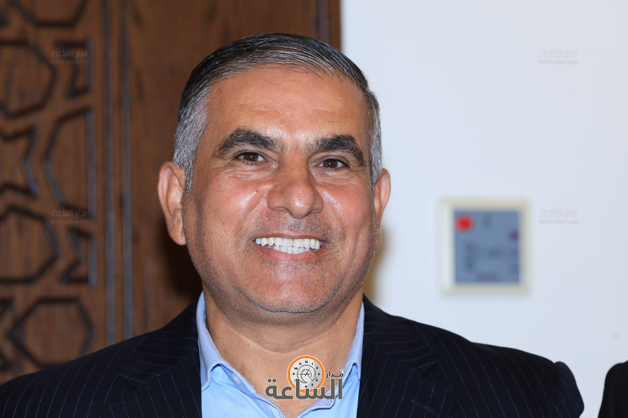 Madar Al-Saa Images 0.77370038575623