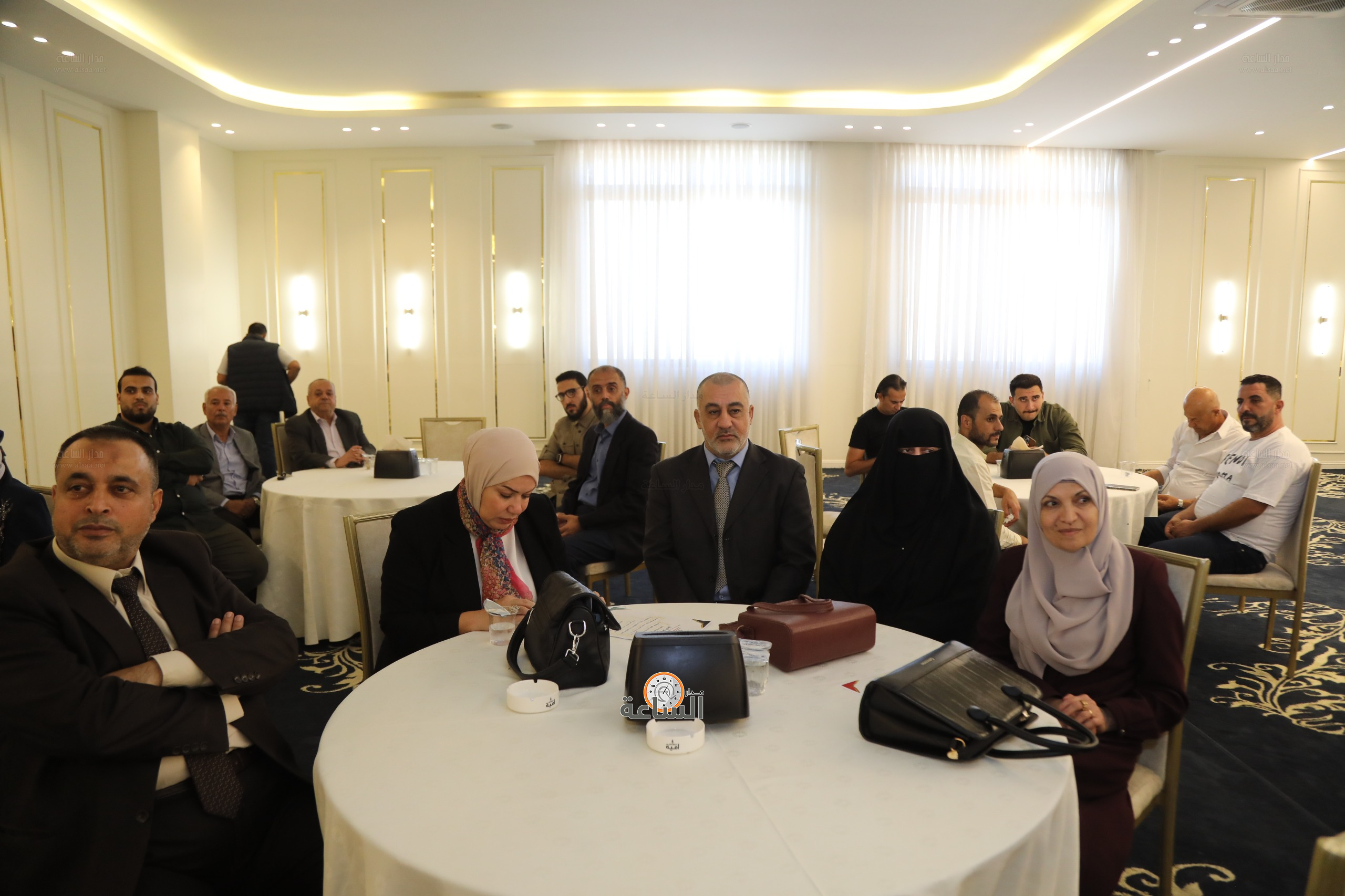 Madar Al-Saa Images 0.8188523982844482