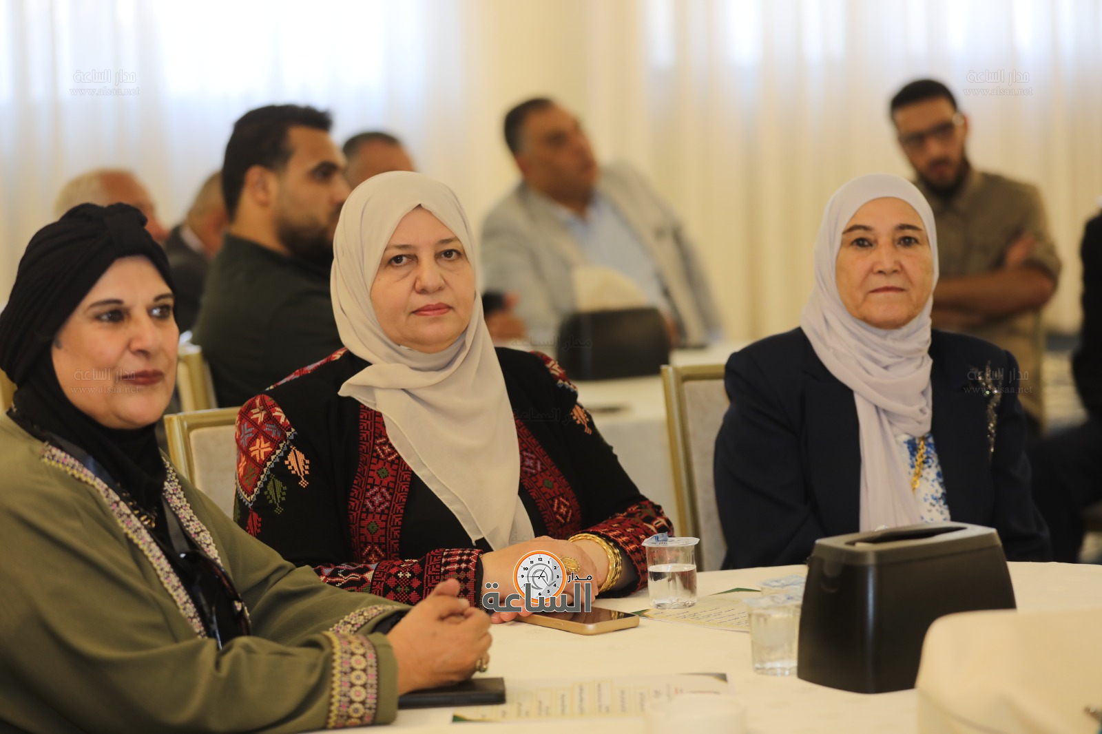 Madar Al-Saa Images 0.6511690343614152