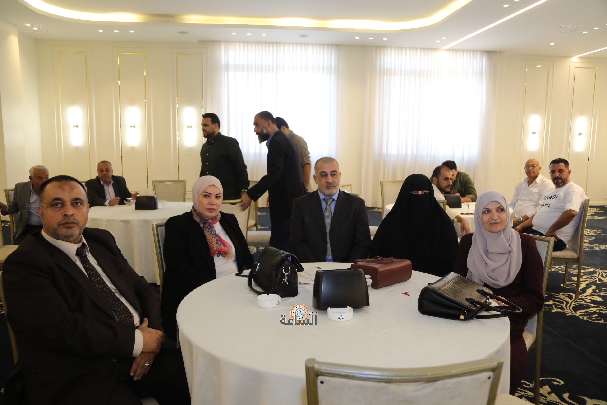 Madar Al-Saa Images 0.9329511651747131