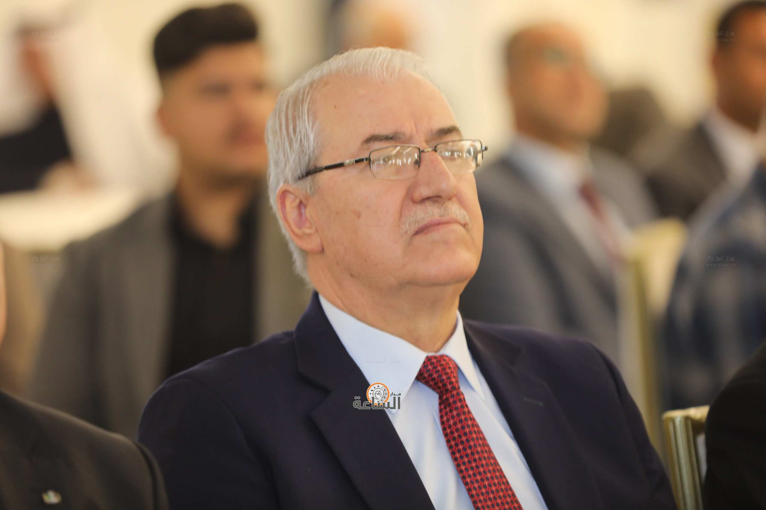 Madar Al-Saa Images 0.9148038423150815