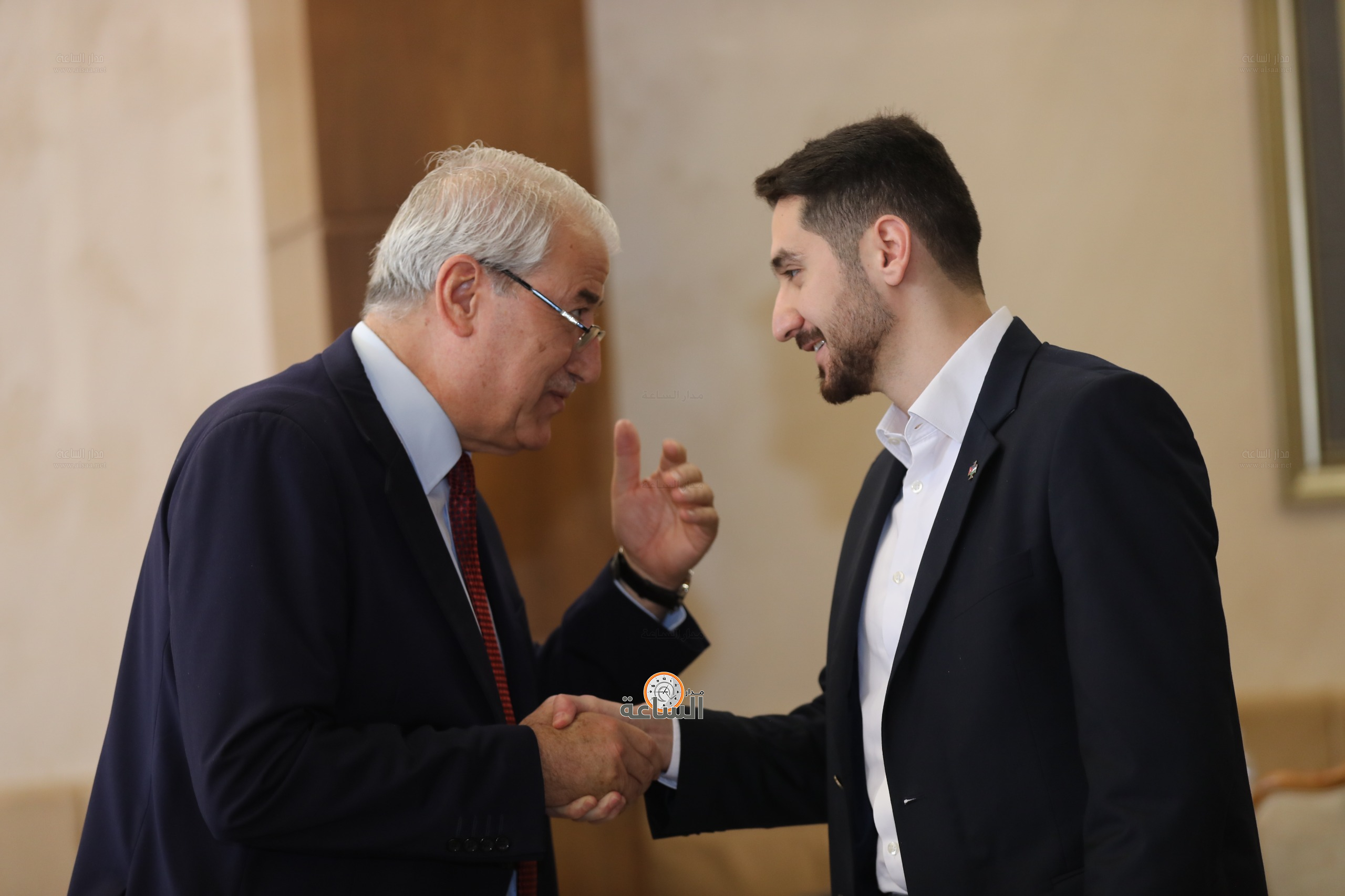 Madar Al-Saa Images 0.5309219123184985