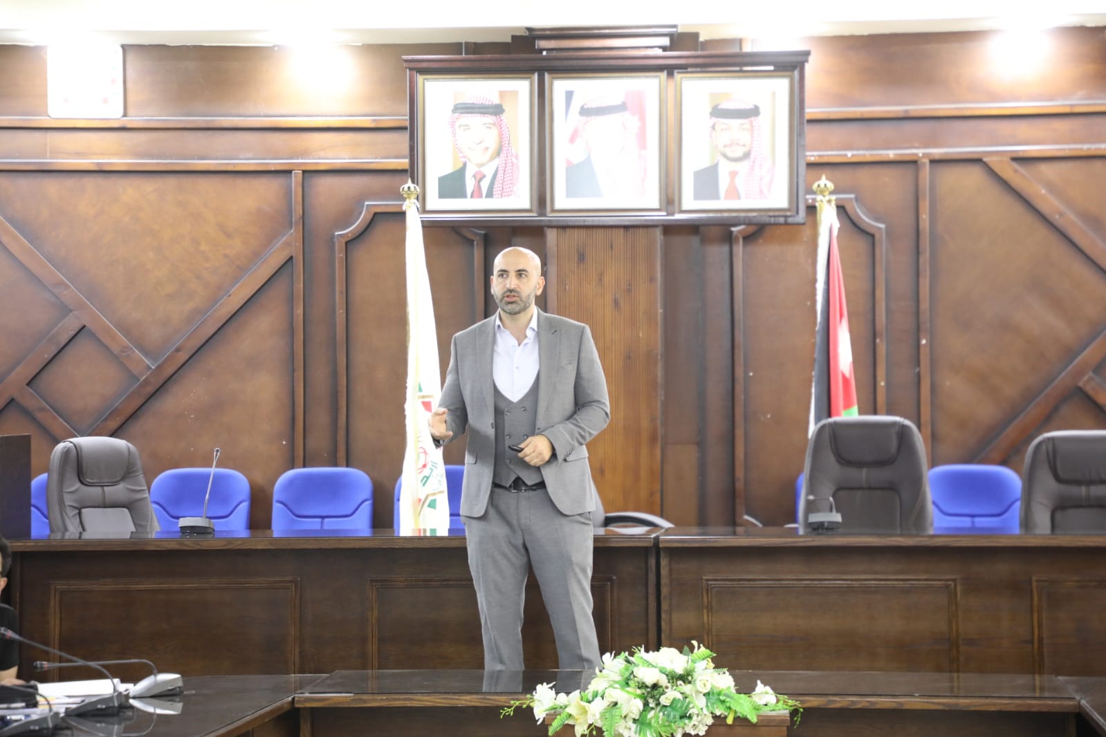 Madar Al-Saa Images 0.9265933864718904