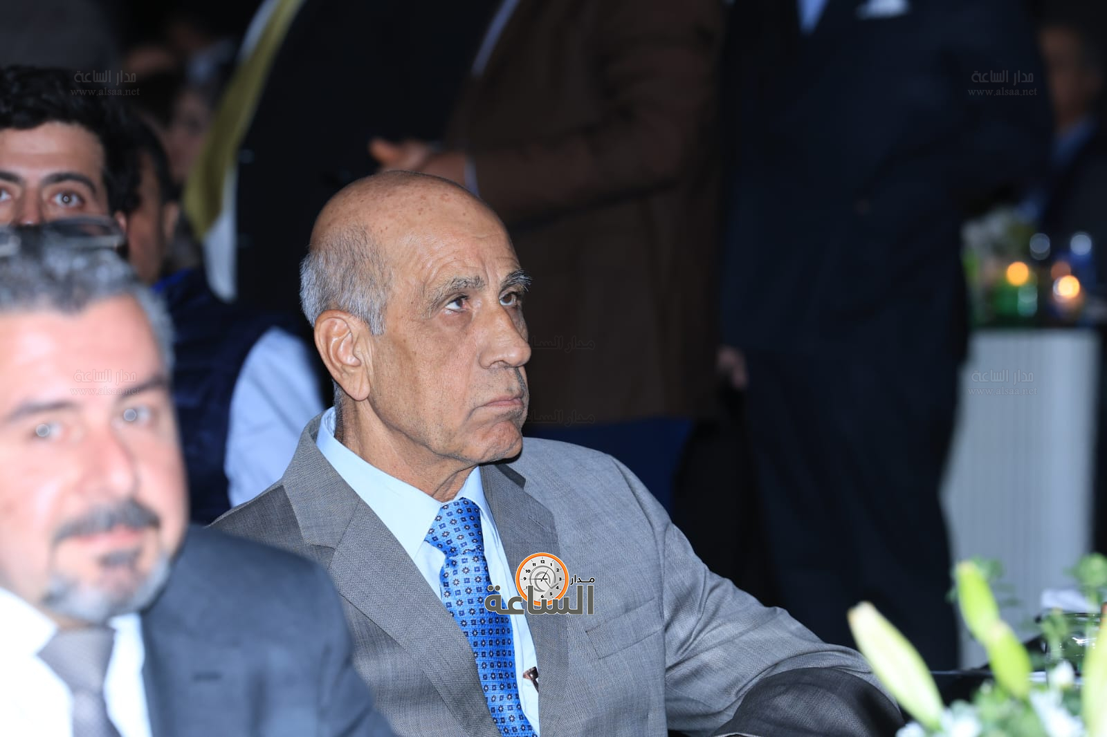 Madar Al-Saa Images 0.44155636638849005