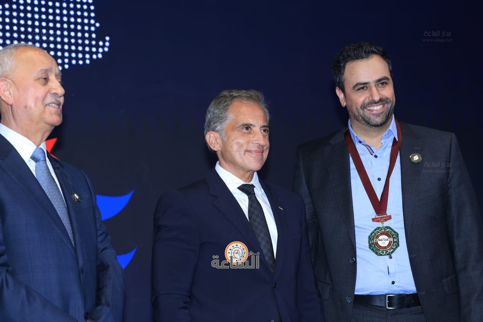 Madar Al-Saa Images 0.5621941883687502