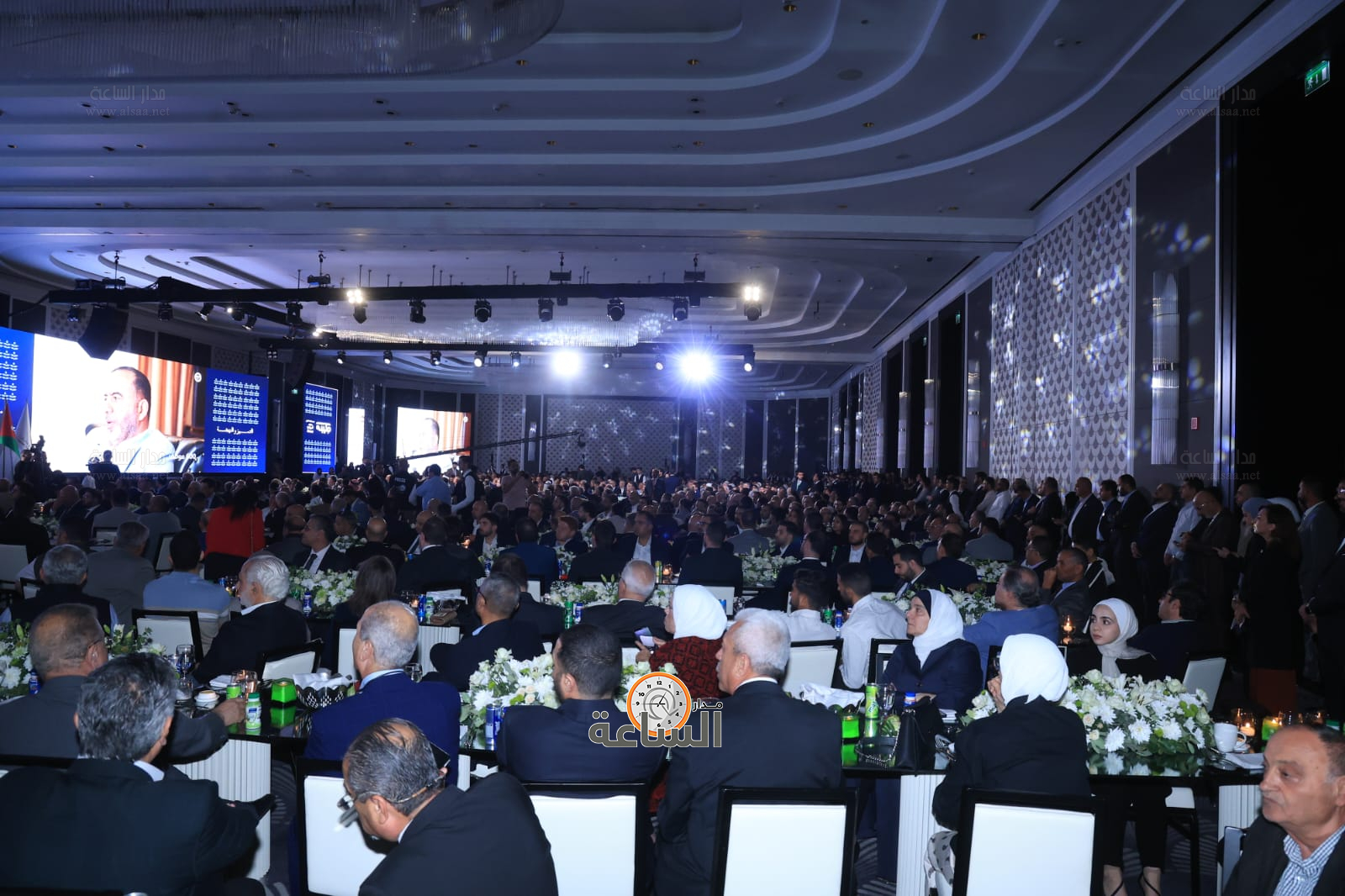 Madar Al-Saa Images 0.42920494086276506