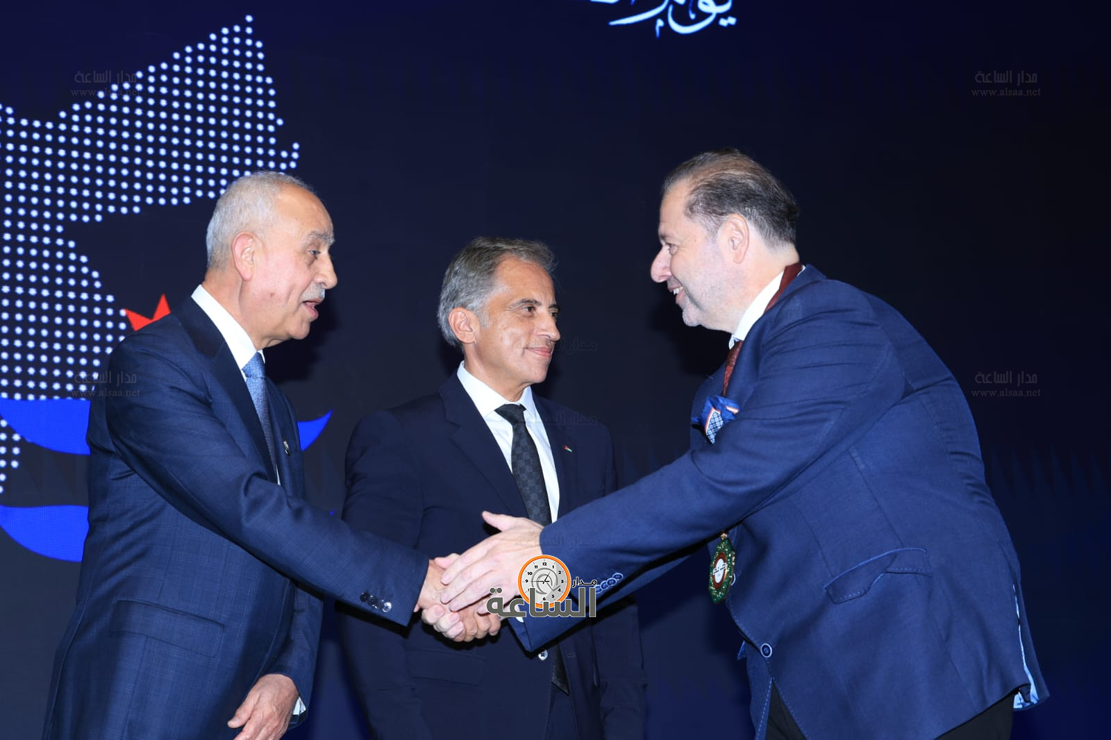 Madar Al-Saa Images 0.555050930371911