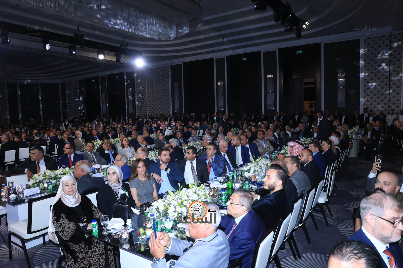 Madar Al-Saa Images 0.5045049661373361