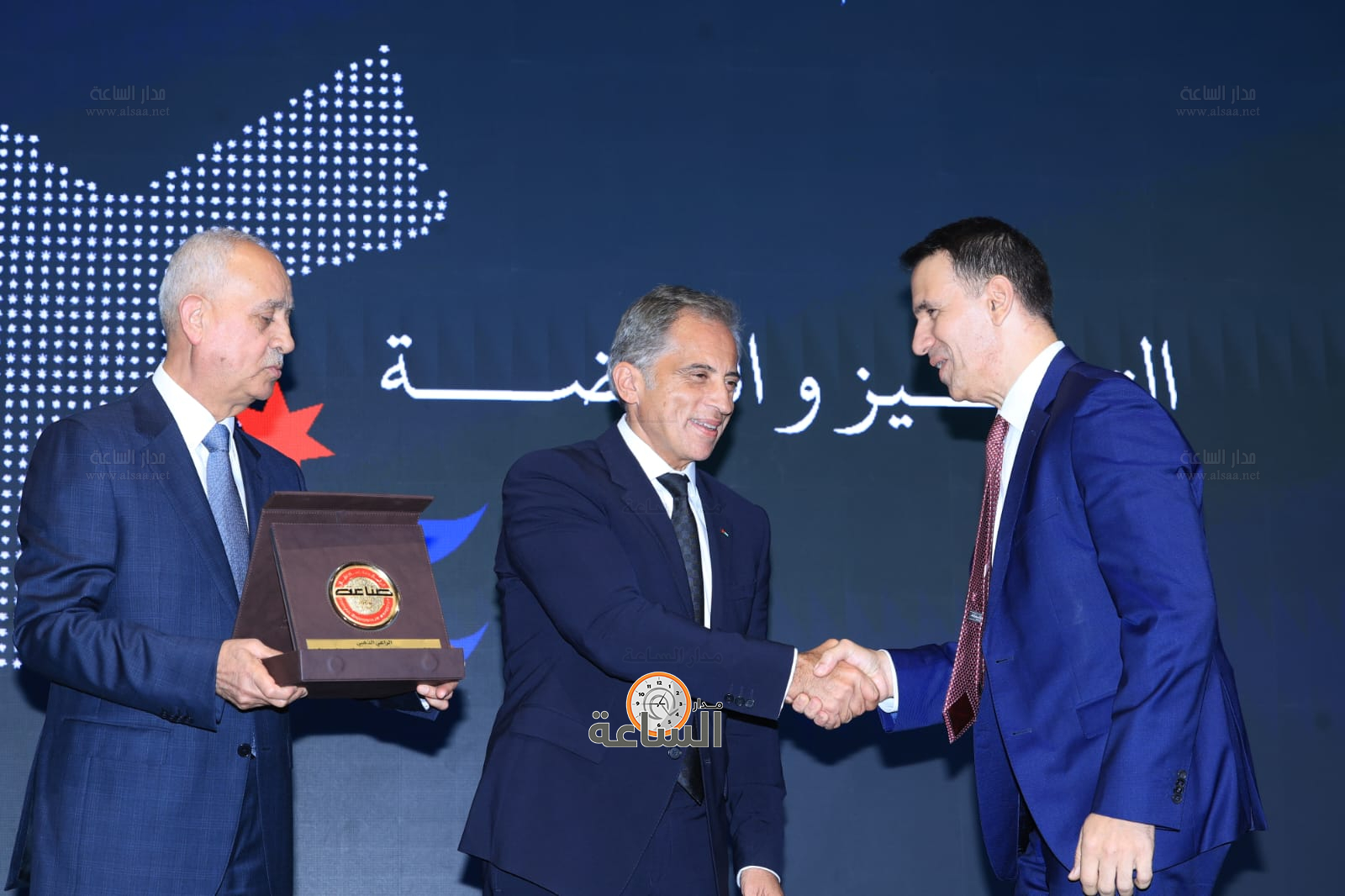 Madar Al-Saa Images 0.6402067259158609